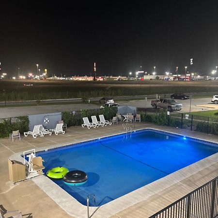 Regency Inn Tulsa Oakhurst المظهر الخارجي الصورة