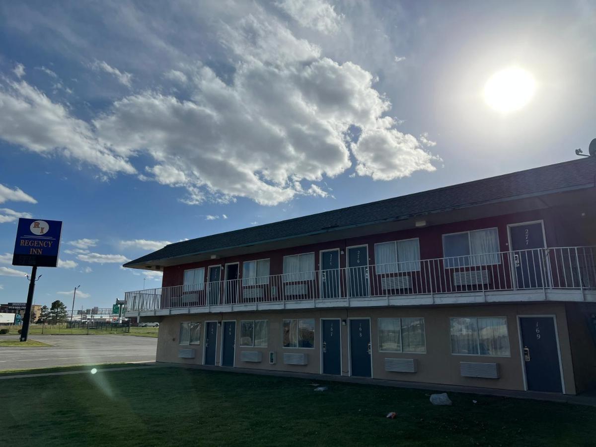 Regency Inn Tulsa Oakhurst المظهر الخارجي الصورة