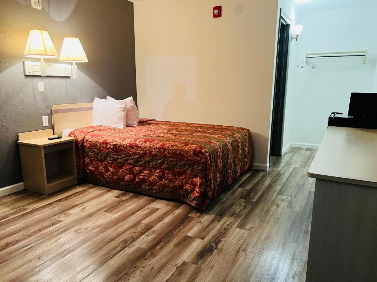 Regency Inn Tulsa Oakhurst المظهر الخارجي الصورة
