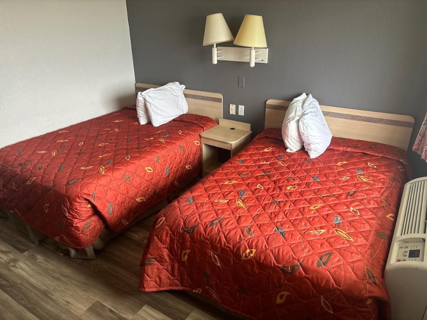 Regency Inn Tulsa Oakhurst المظهر الخارجي الصورة