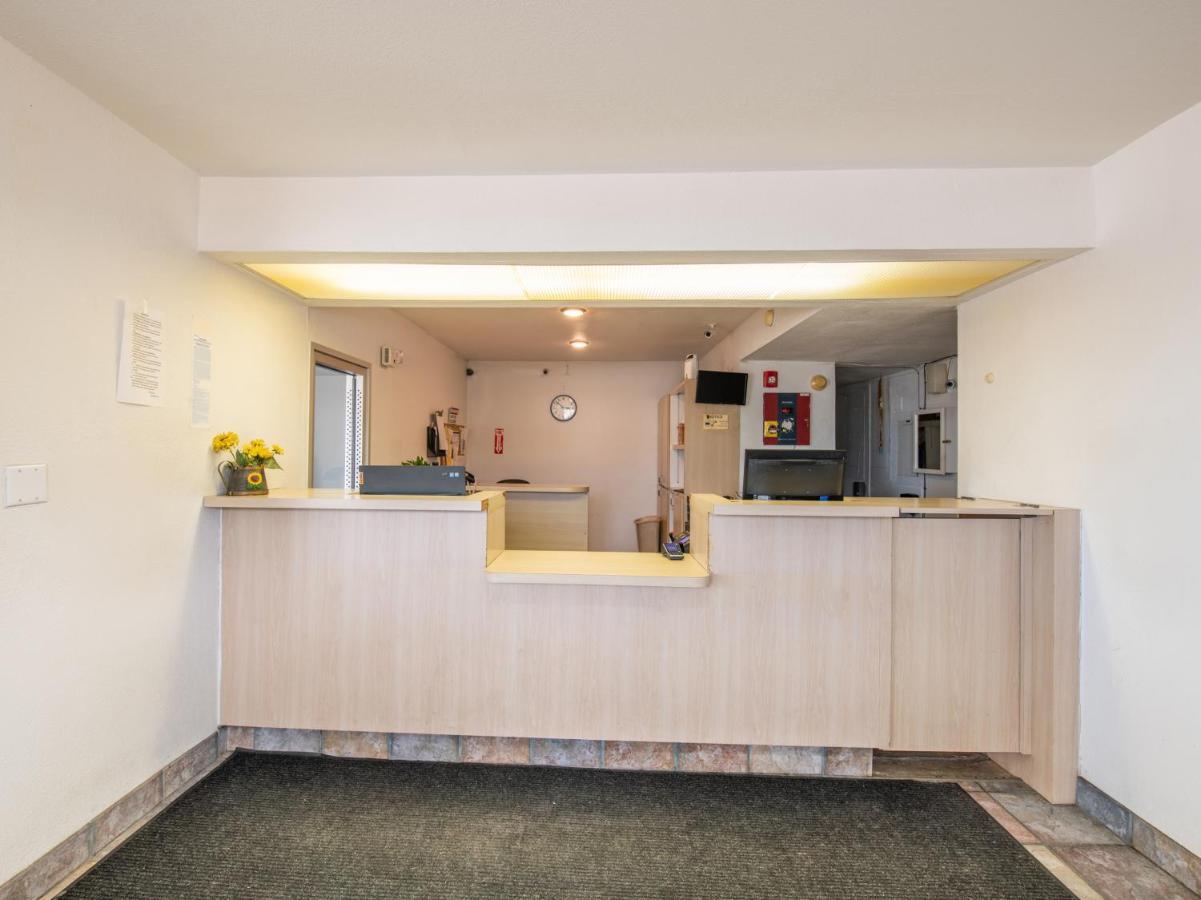 Regency Inn Tulsa Oakhurst المظهر الخارجي الصورة