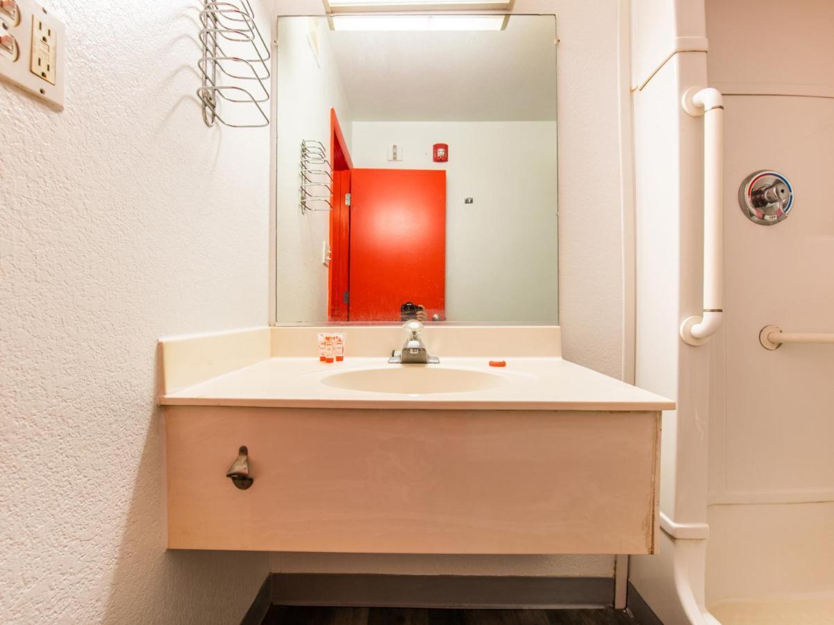 Regency Inn Tulsa Oakhurst المظهر الخارجي الصورة