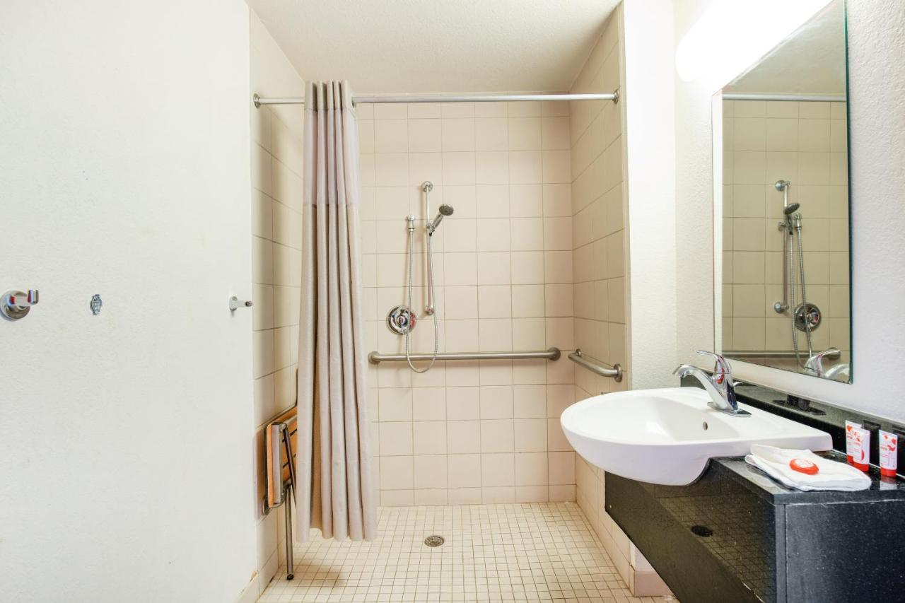 Regency Inn Tulsa Oakhurst المظهر الخارجي الصورة